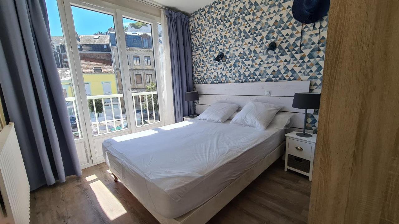 Residence Du Bord De Mer 9 Appartements Avec Une Vraie Vue Mer Le Treport Luaran gambar