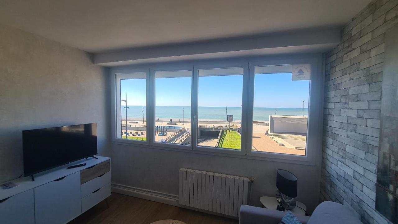 Residence Du Bord De Mer 9 Appartements Avec Une Vraie Vue Mer Le Treport Luaran gambar