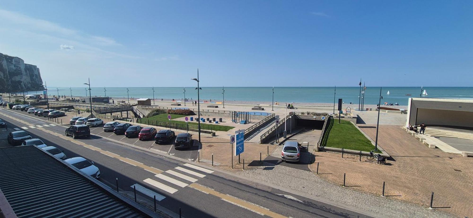 Residence Du Bord De Mer 9 Appartements Avec Une Vraie Vue Mer Le Treport Luaran gambar